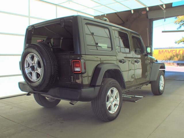 2022 Jeep Wrangler Unlimited Sport S photo 2