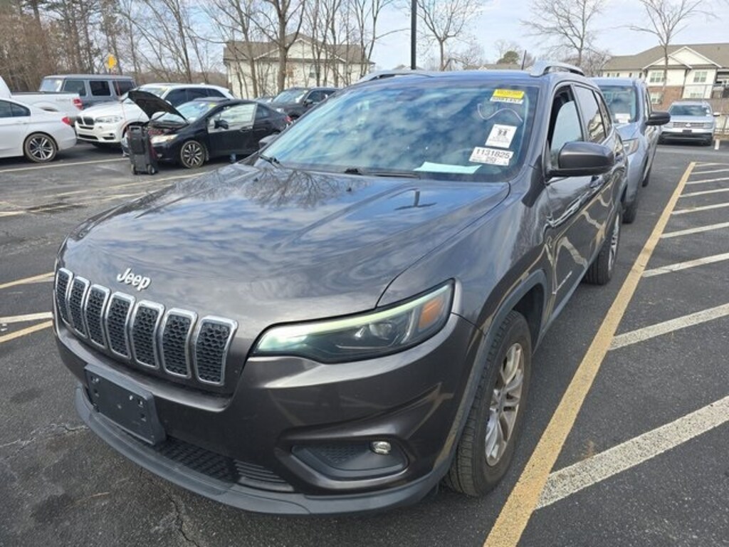 Used 2019 Jeep Cherokee Latitude Plus SUV