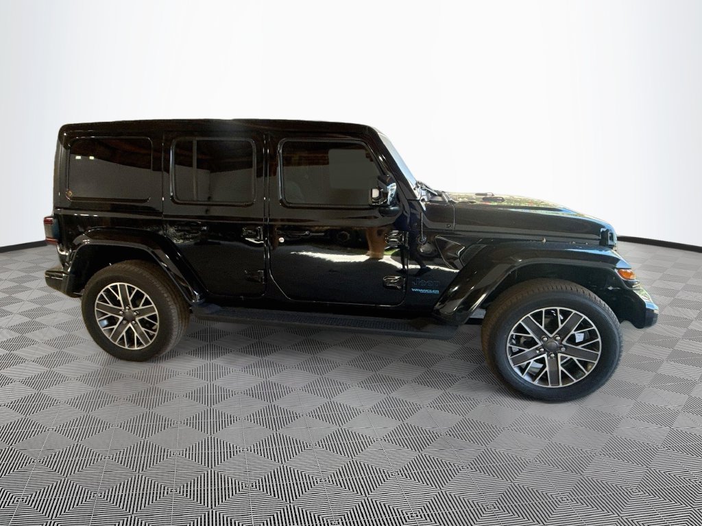 2022 Jeep Wrangler Unlimited High Altitude 4XE - Photo 5