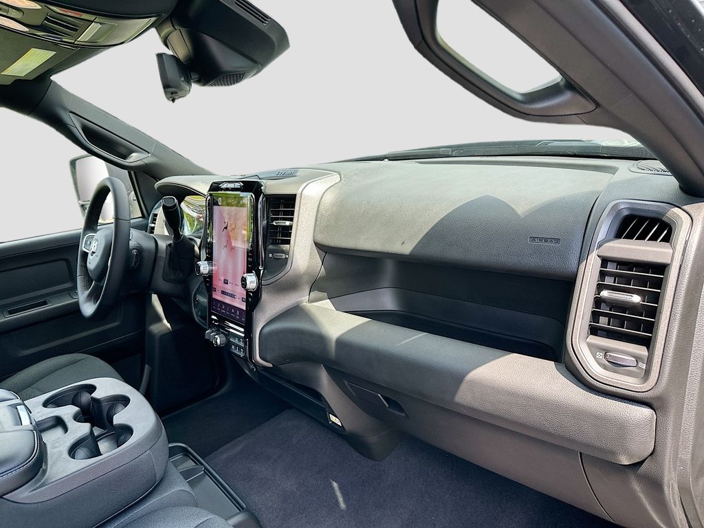 2025 RAM 2500 Tradesman - Photo 29