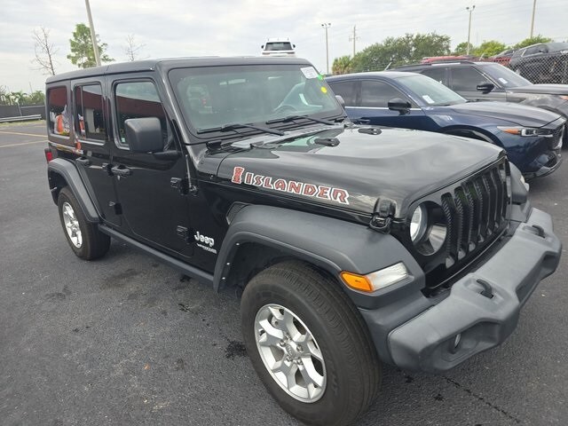 2021 Jeep Wrangler Unlimited Islander photo 3