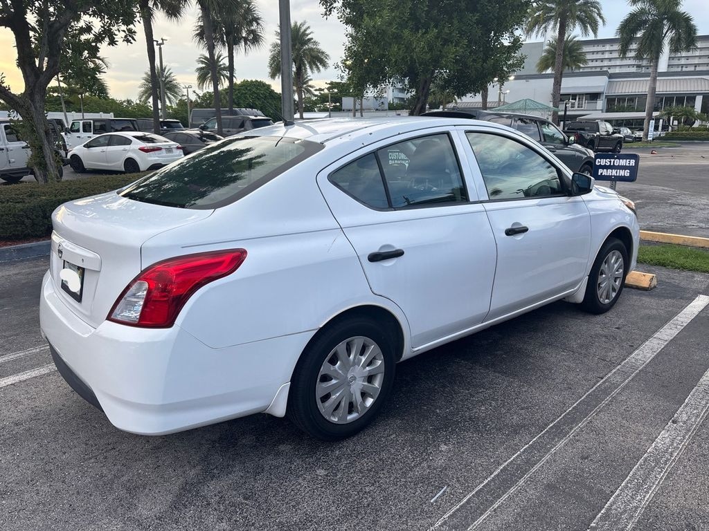 2018 Nissan Versa 1.6 S fotoğraf 3