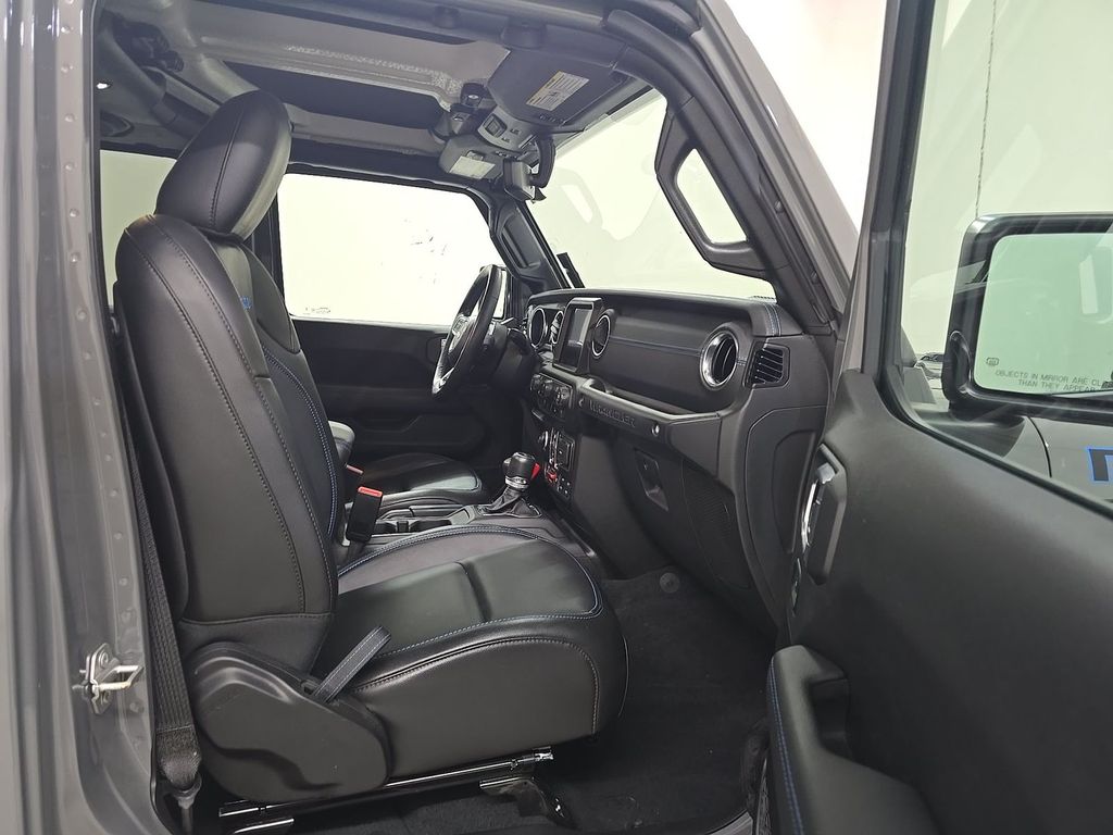 2023 Jeep Wrangler 4xe Rubicon fotoğraf 4