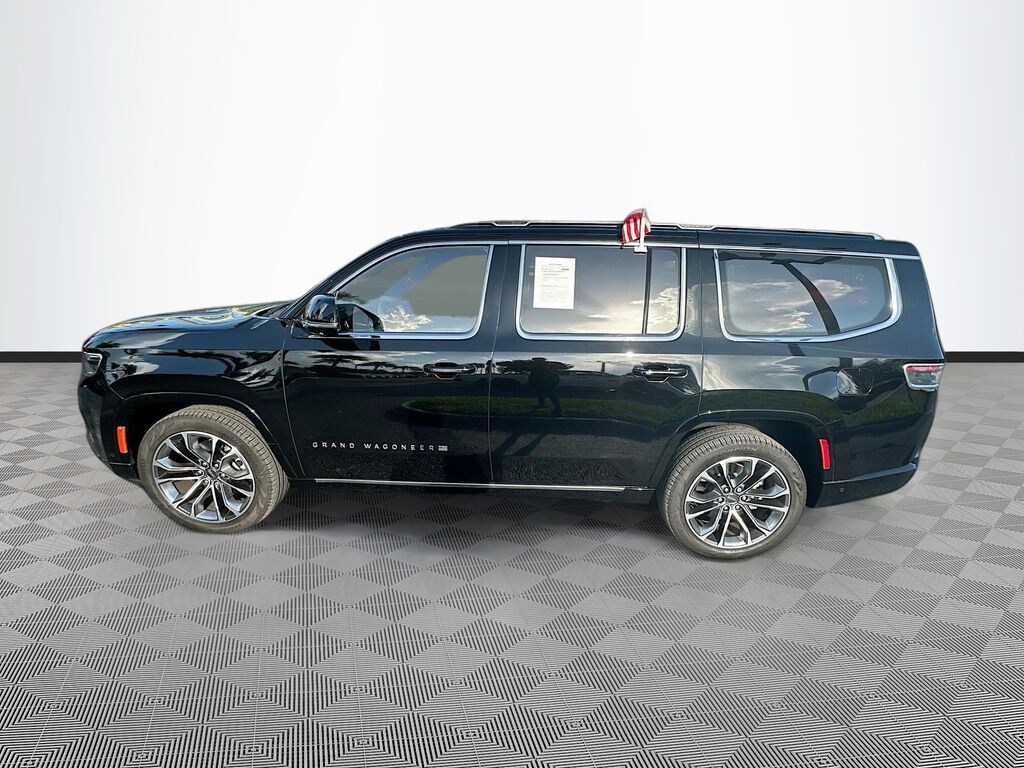 New 2024 Jeep Grand Wagoneer SERIES III 4X4 Sport Utility