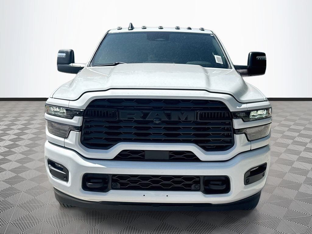 New 2026 Ram 3500 BIG HORN CREW CAB 4X4 8' BOX Pickup