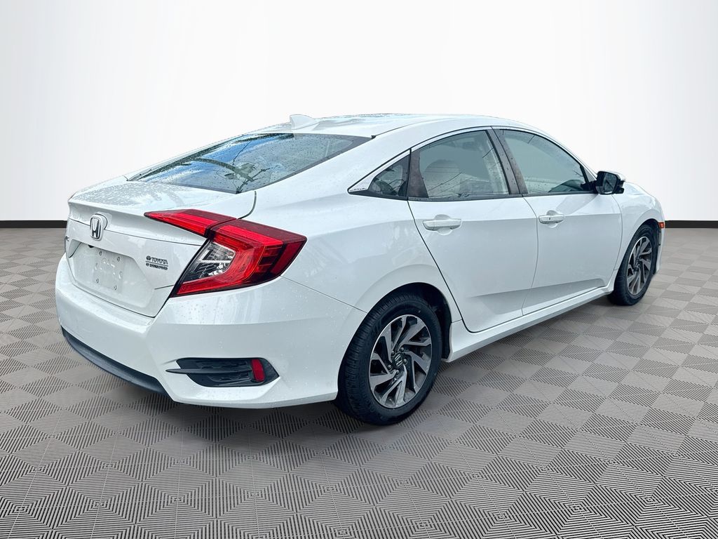2018 Honda Civic EX fotoğraf 3