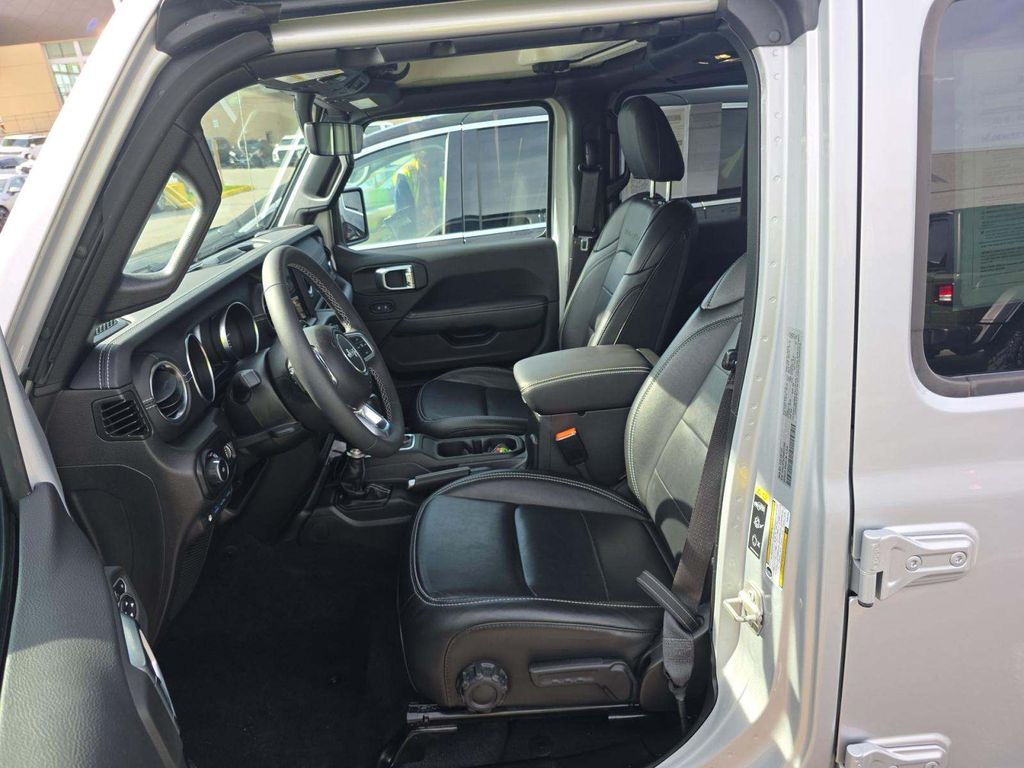 2023 Jeep Wrangler 4xe Sahara fotoğraf 4