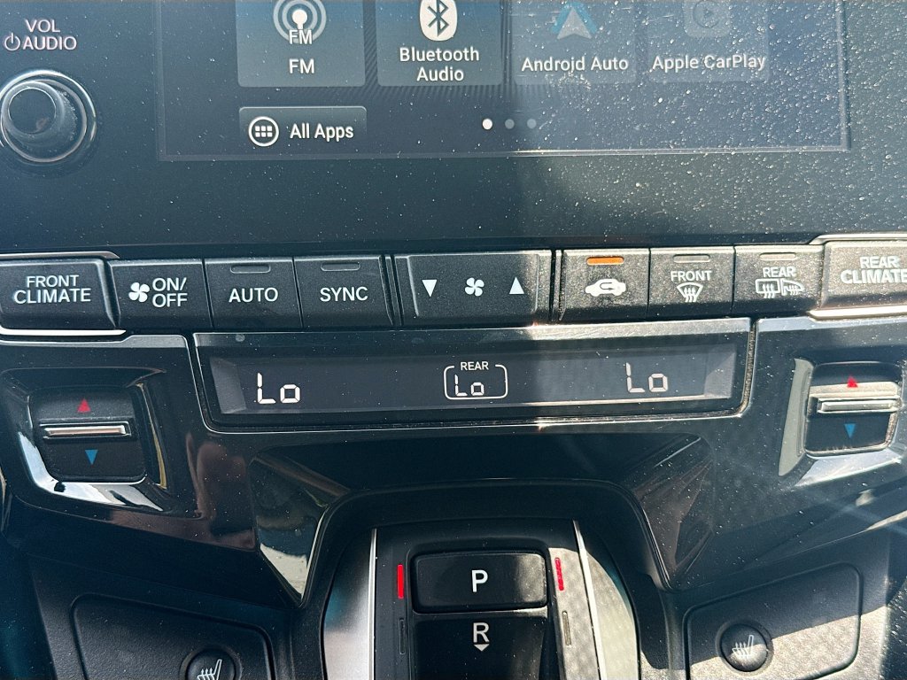 2022 Honda Odyssey Touring - Photo 17