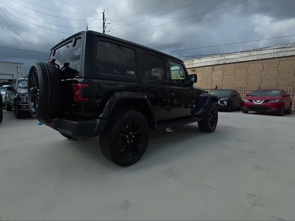 2023 Jeep Wrangler 4xe Sahara fotoğraf 3