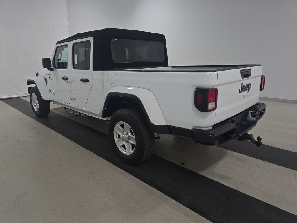 Used 2022 Jeep Gladiator Sport Truck Crew Cab