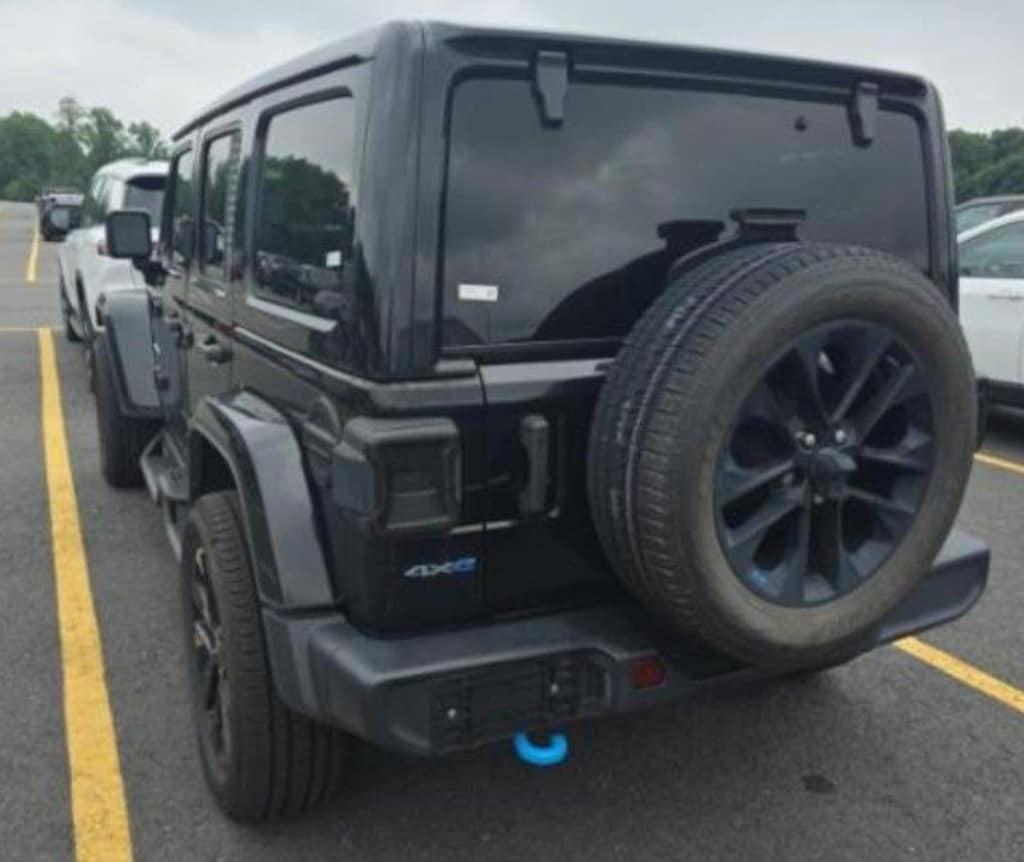 2022 Jeep Wrangler Unlimited 4xe Sahara fotoğraf 2