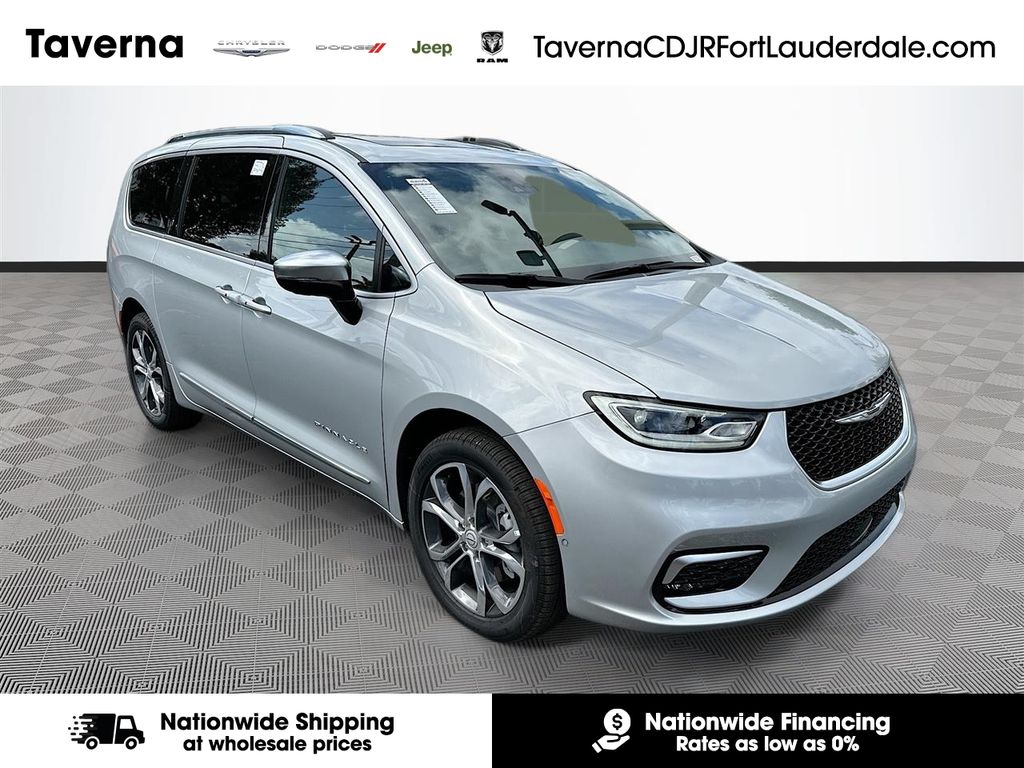 2026 Chrysler Pacifica Pinnacle AWD's photo