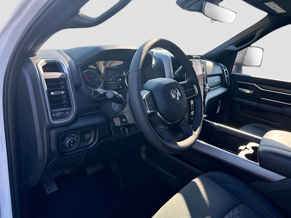 2025 RAM 2500 Big Horn - Photo 9