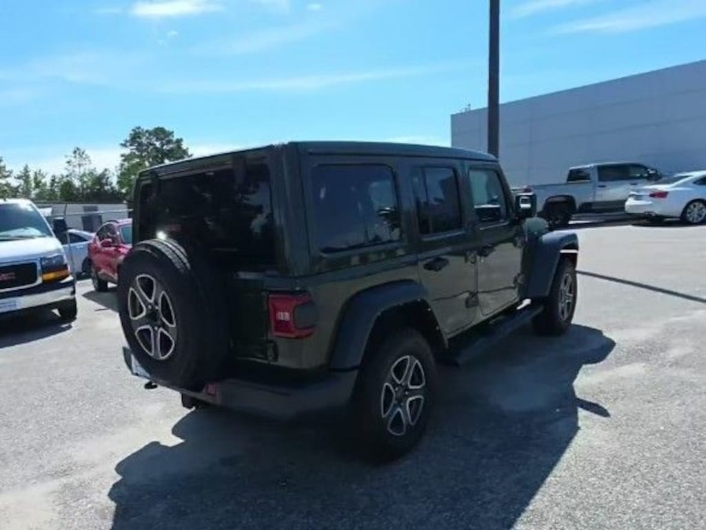 Used 2022 Jeep Wrangler Unlimited Sport SUV