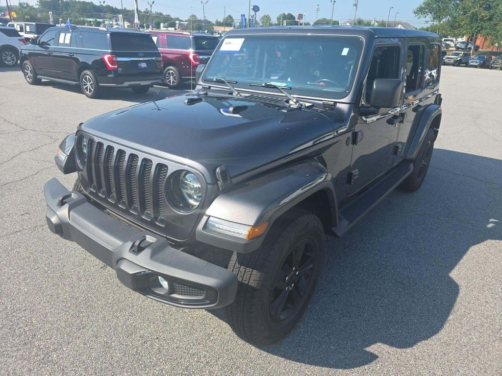 Used 2022 Jeep Wrangler Unlimited Sahara SUV
