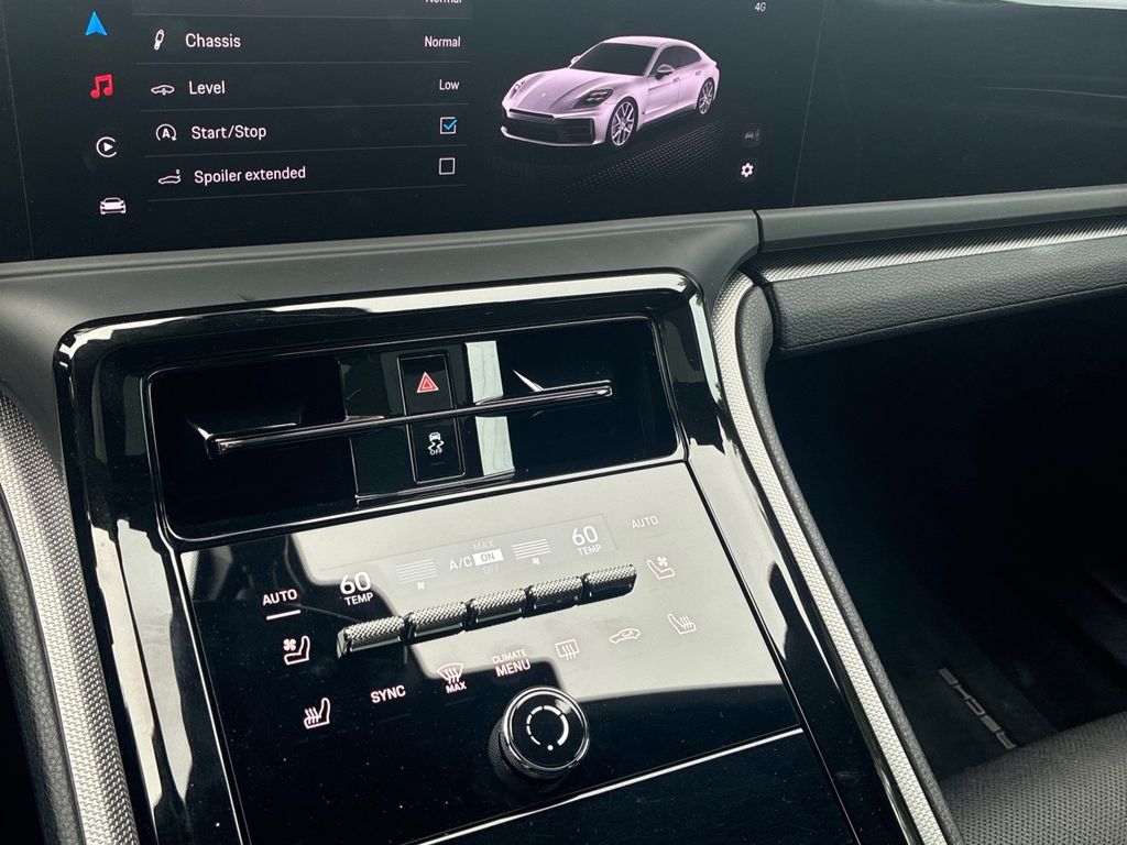 2025 Porsche Panamera 4 fotoğraf 4