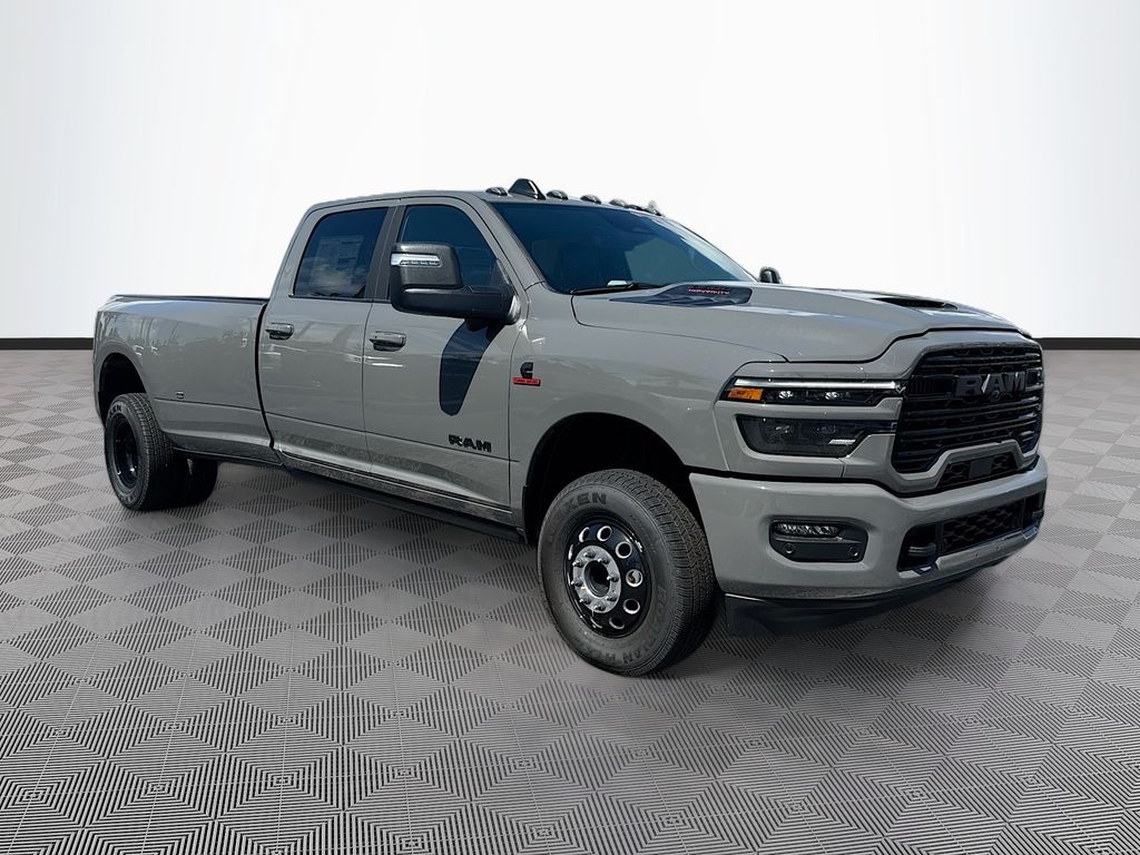New 2026 Ram 3500 LARAMIE CREW CAB 4X4 8' BOX Pickup