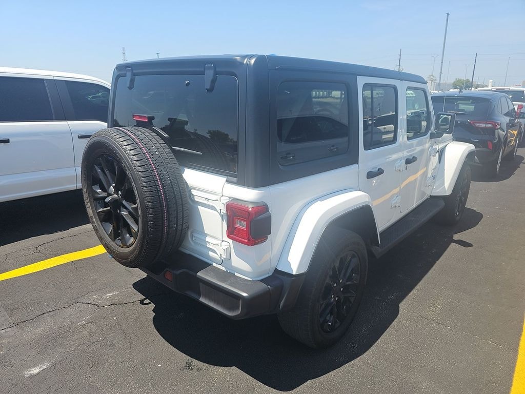 2023 Jeep Wrangler 4xe Sahara fotoğraf 3