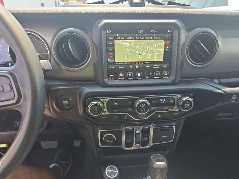 2023 Jeep Wrangler 4xe fotoğraf 5