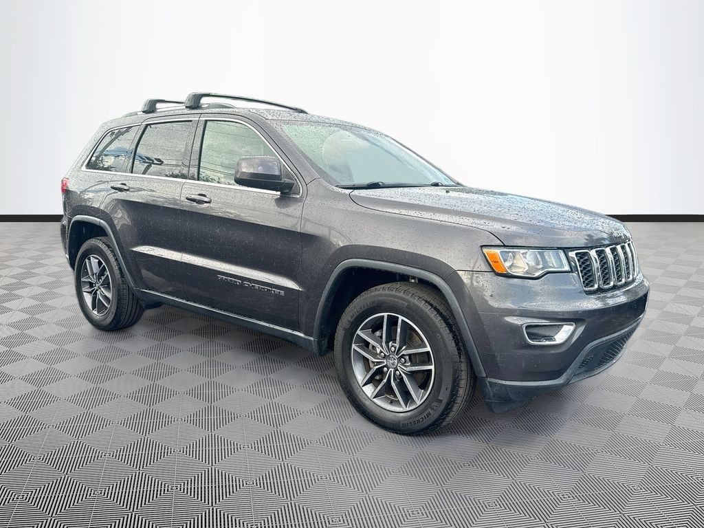 2018 Jeep Grand Cherokee Laredo RWD