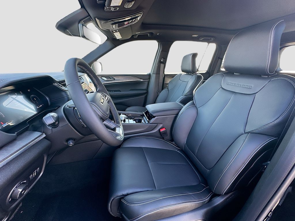 2025 Jeep Grand Cherokee Overland - Photo 23