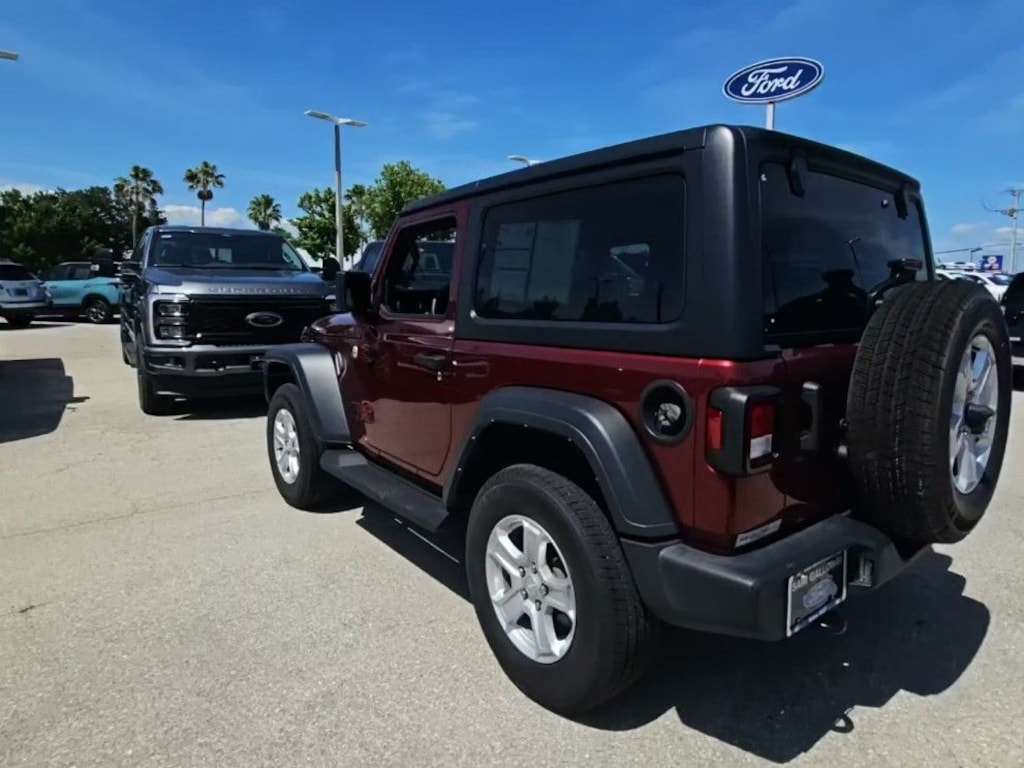 Used 2021 Jeep Wrangler Sport SUV