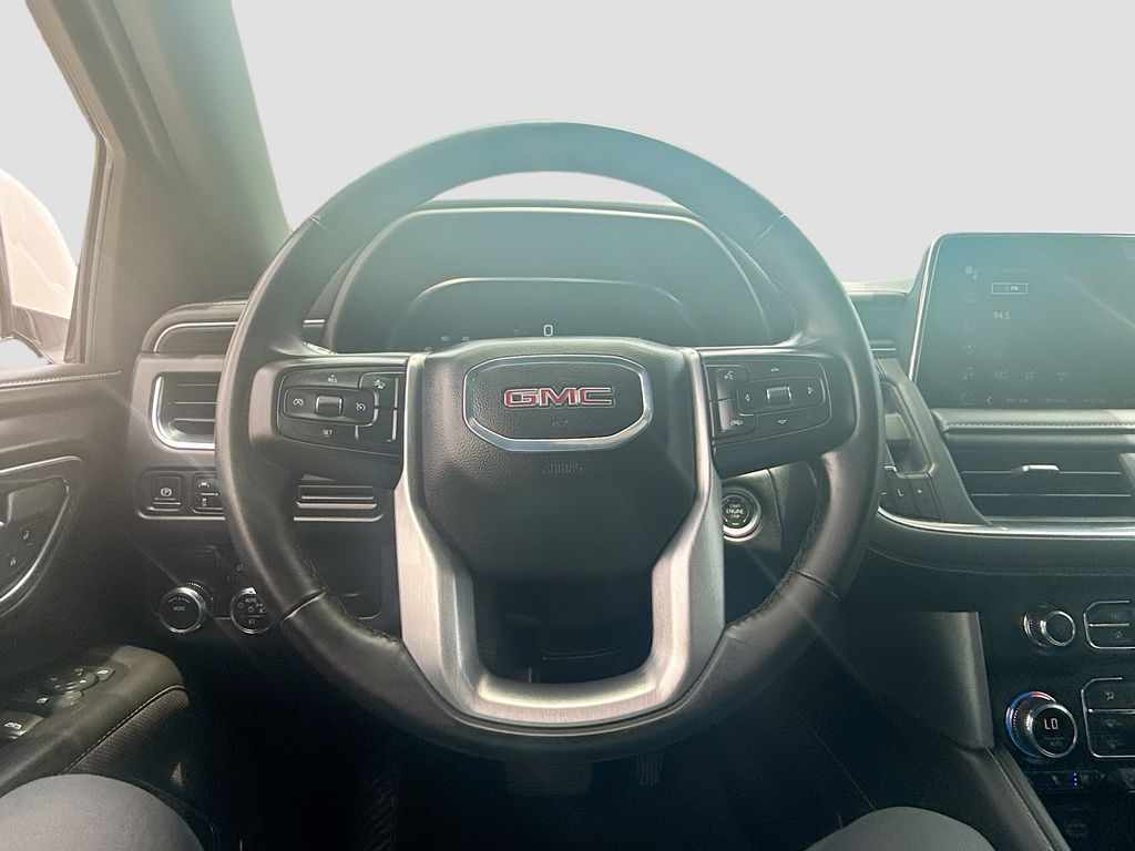 2024 GMC Yukon XL SLT - Photo 12