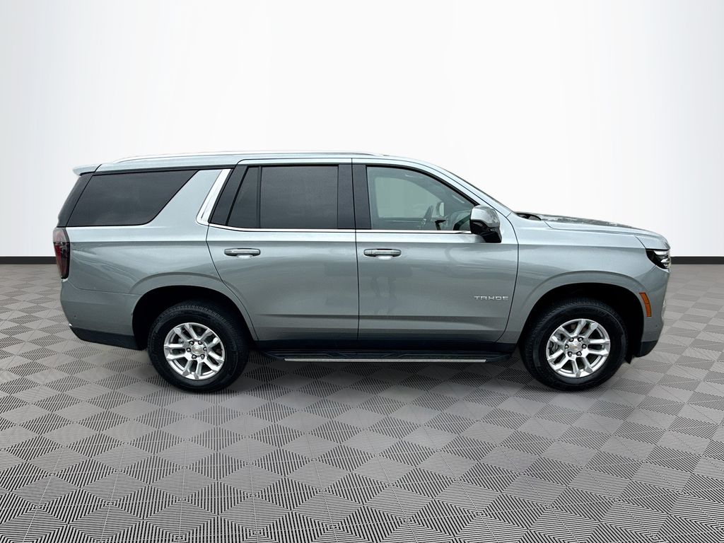 2025 Chevrolet Tahoe LT - Photo 9