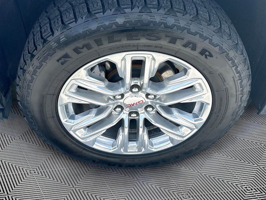 2024 GMC Yukon SLT - Photo 34