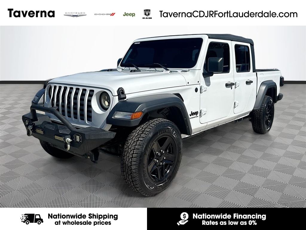 2022 Jeep Gladiator Sport's photo