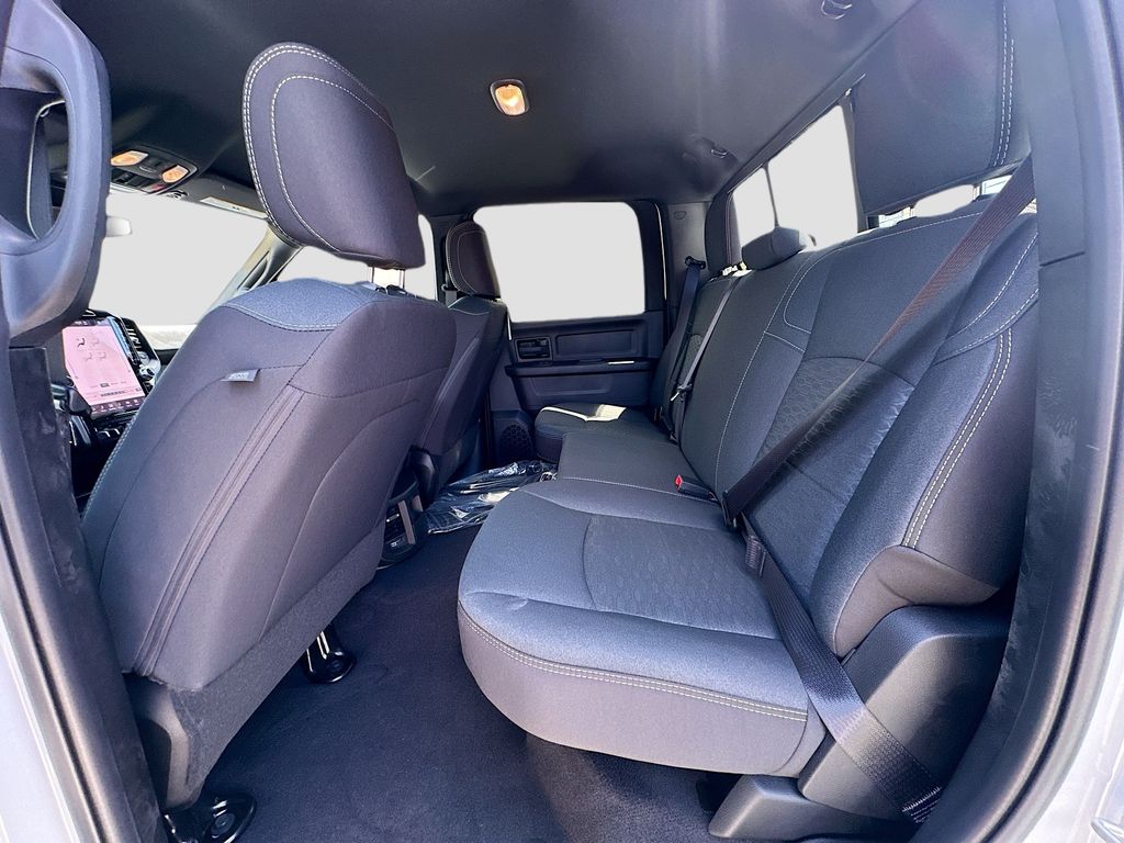 2025 RAM 2500 Tradesman - Photo 24