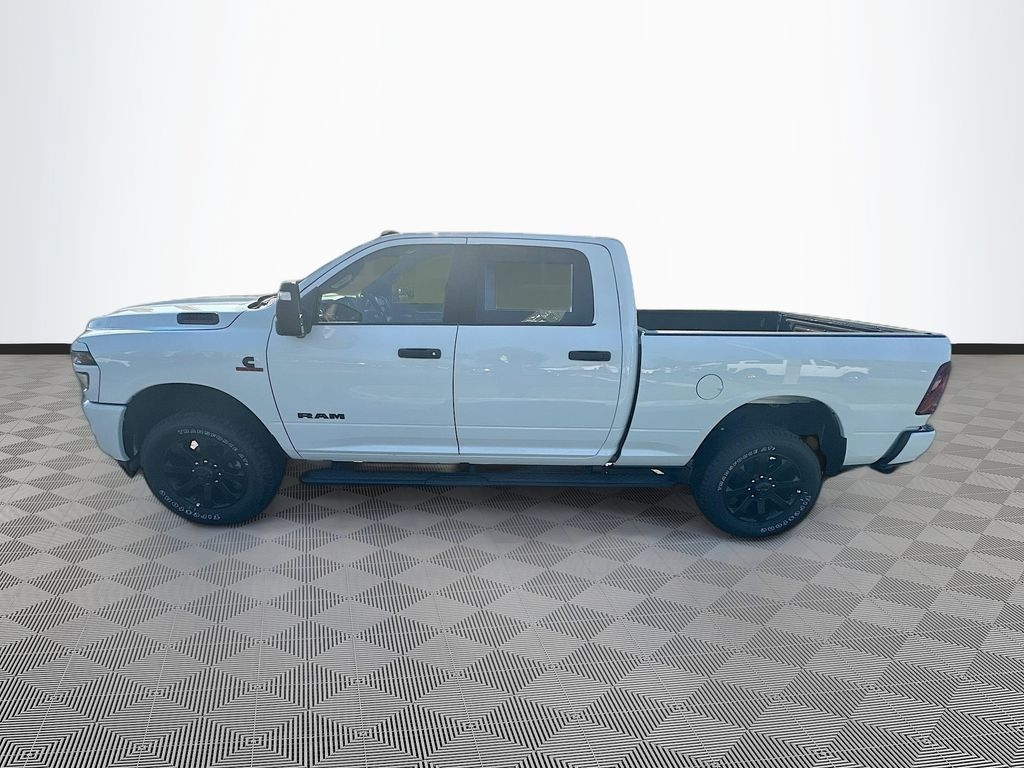 New 2025 Ram 2500 BIG HORN CREW CAB 4X4 6'4 BOX Pickup