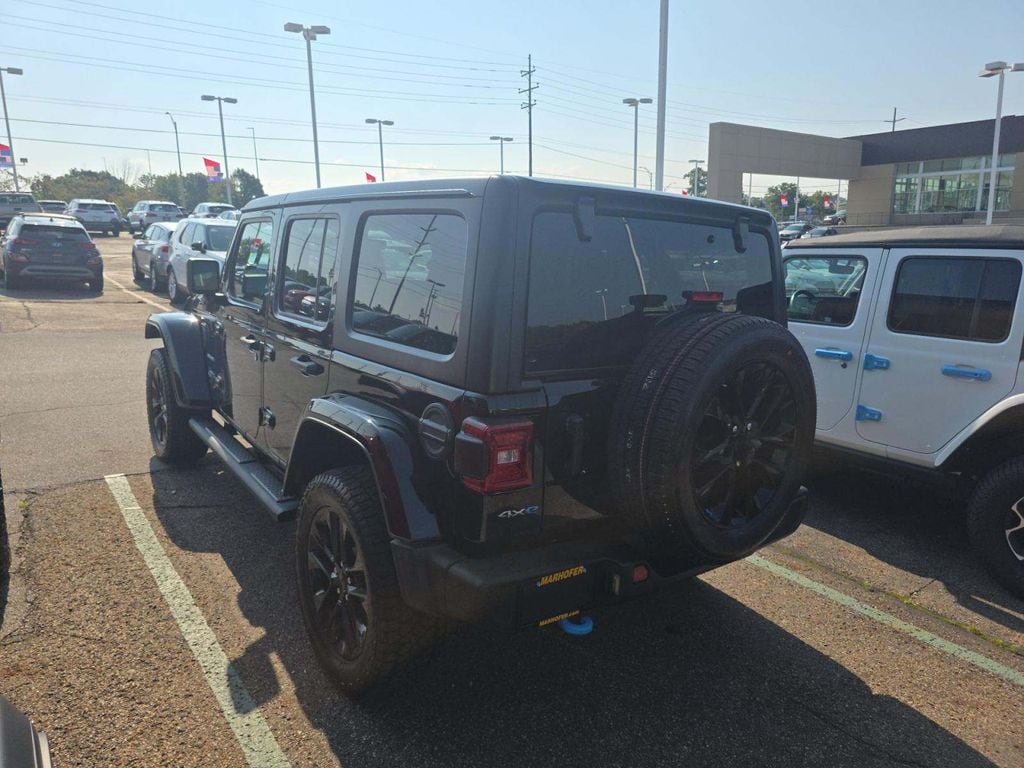 2023 Jeep Wrangler 4xe Sahara fotoğraf 2