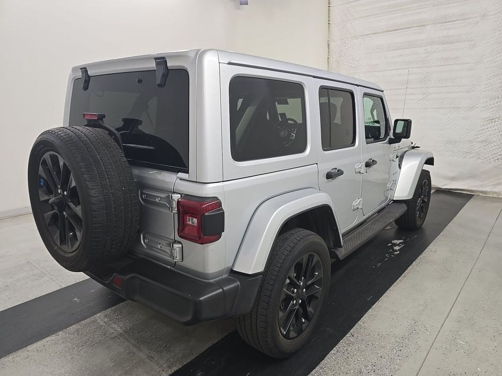 2023 Jeep Wrangler 4xe Sahara fotoğraf 3
