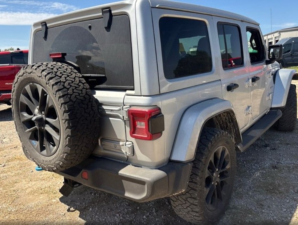 Used 2022 Jeep Wrangler Unlimited 4xe Sahara SUV