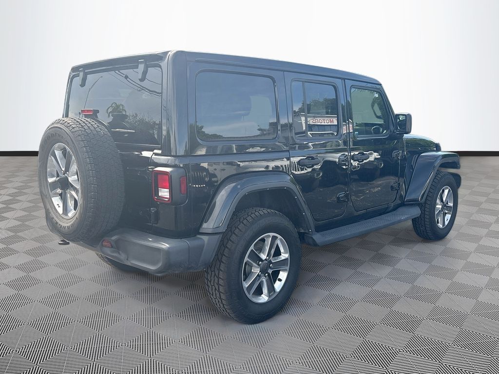 2022 Jeep Wrangler Unlimited Sahara fotoğraf 4