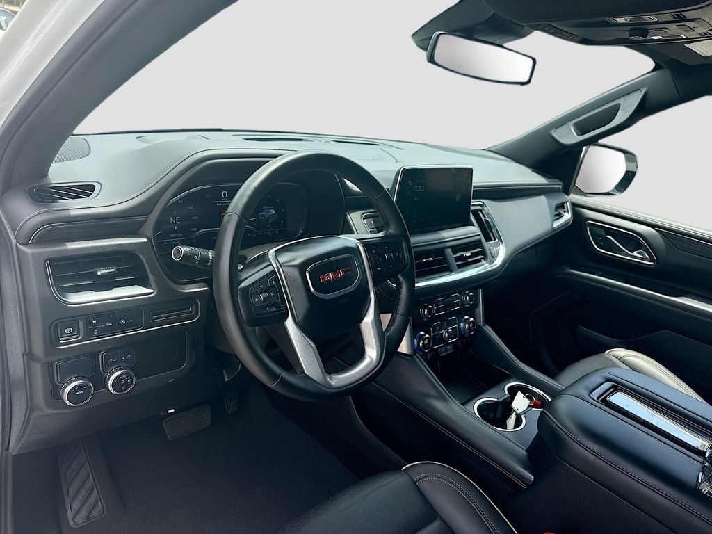 2024 GMC Yukon XL SLT - Photo 10