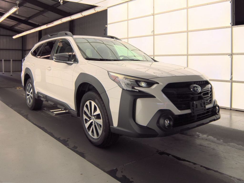 Used 2023 Subaru Outback Premium SUV