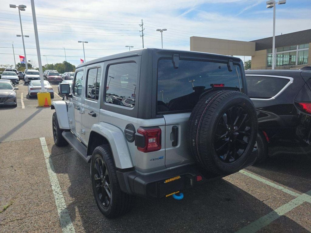 2023 Jeep Wrangler 4xe Sahara fotoğraf 2