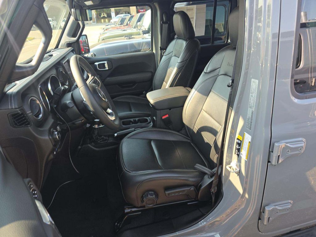 2023 Jeep Wrangler 4xe Sahara fotoğraf 4
