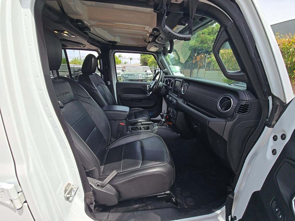 2023 Jeep Wrangler 4-DOOR SAHARA 4X4 fotoğraf 4
