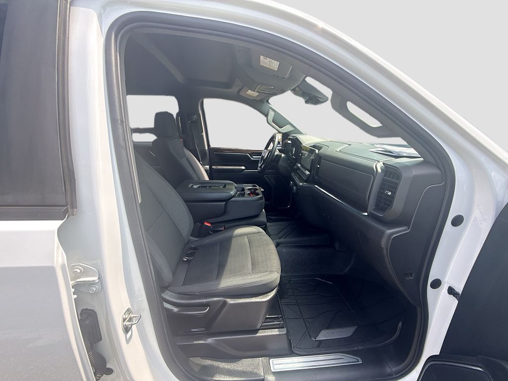 2024 Chevrolet Silverado 1500 RST - Photo 30