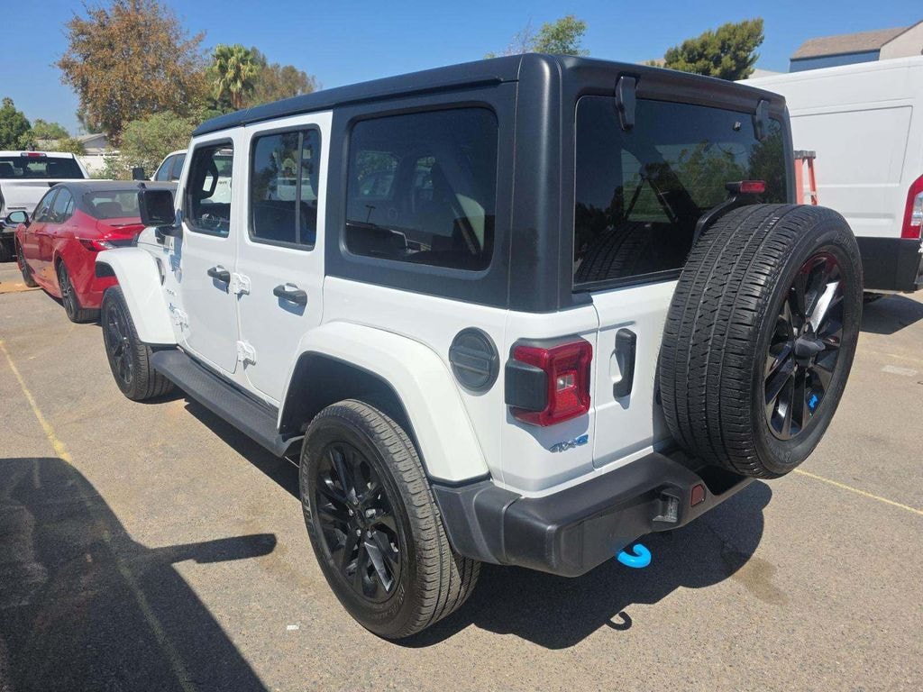 2023 Jeep Wrangler 4xe Sahara fotoğraf 2
