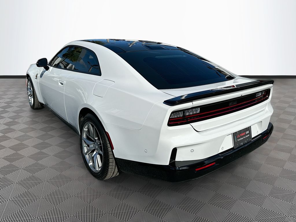 2025 Dodge Charger Daytona Scat Pack - Photo 5