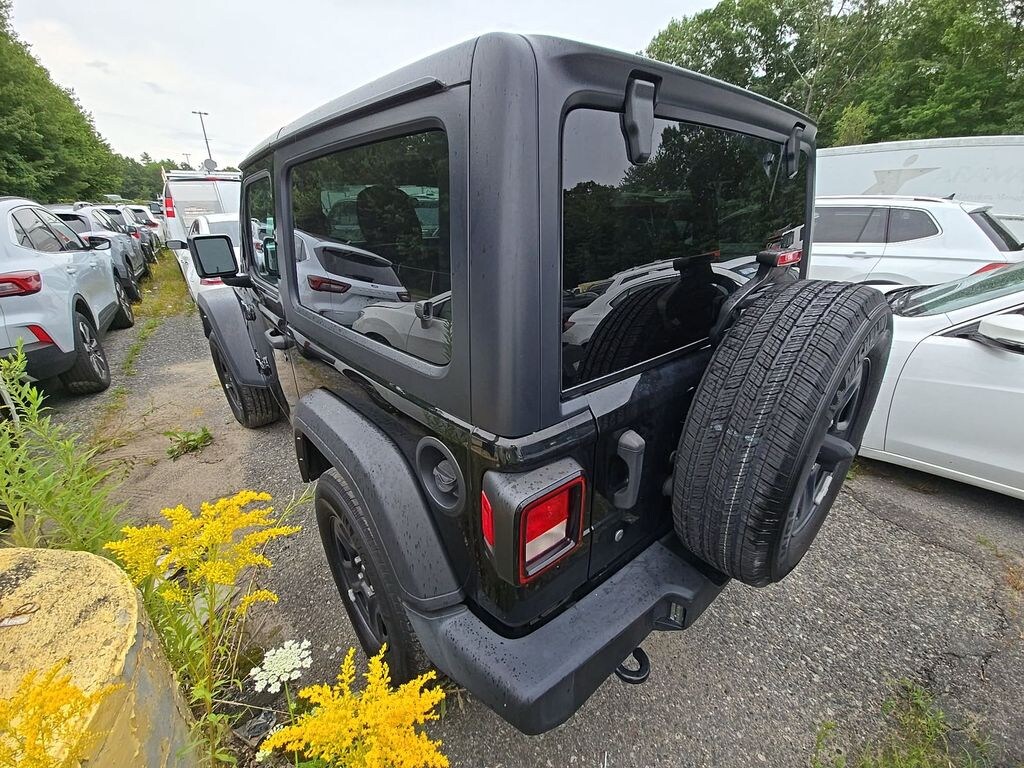 Used 2022 Jeep Wrangler Sport SUV