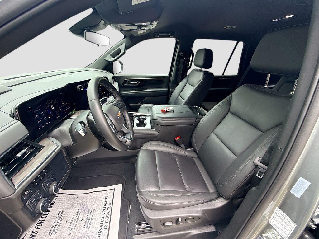 2025 Chevrolet Tahoe LT - Photo 22