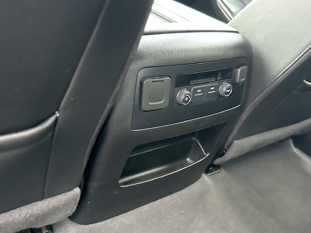 2019 Chevrolet Tahoe LT - Photo 27