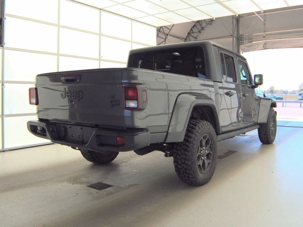 Used 2021 Jeep Gladiator Sport Truck Crew Cab