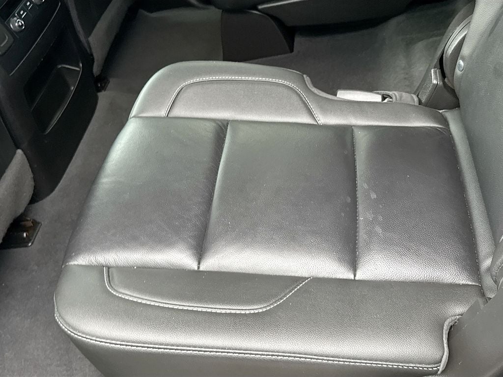 2019 Chevrolet Tahoe LT - Photo 28