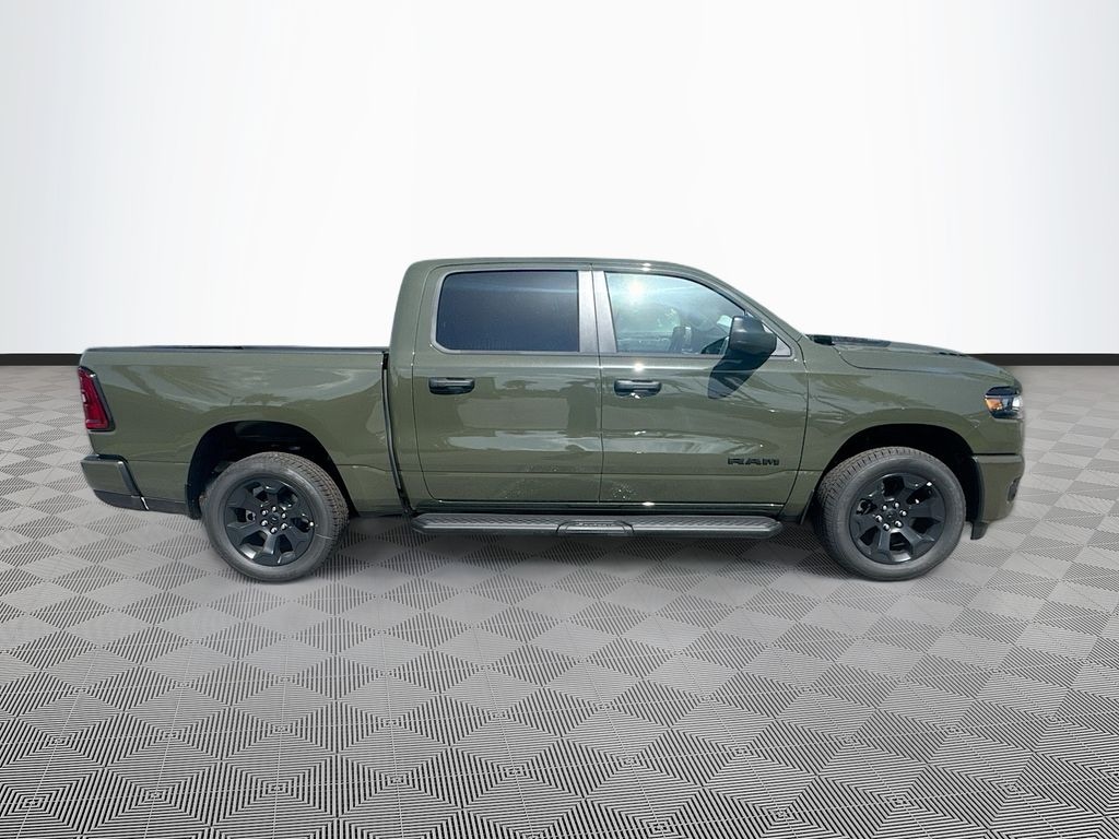 New 2026 Ram 1500 EXPRESS CREW CAB 4X4 5'7 BOX Pickup